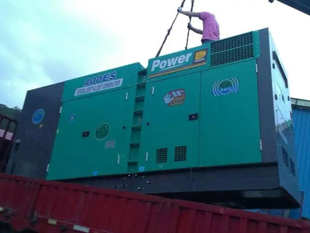 新华柴油发电机组转速不稳定时，如何对发动机进行维护？