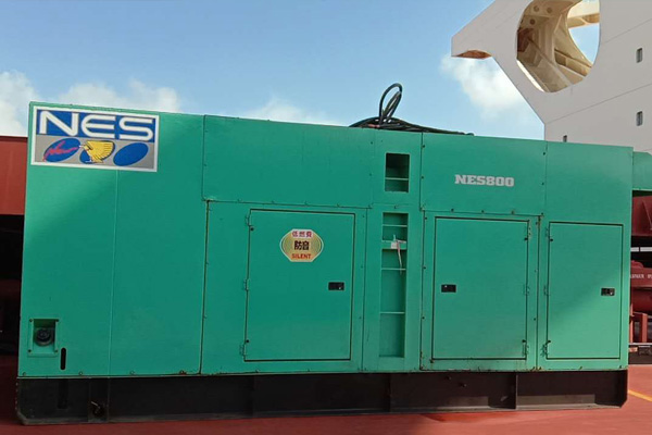 新华如何检测发电机组中性点接地是否良好？