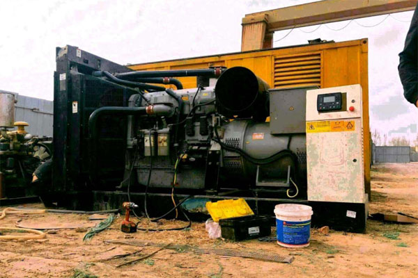 新华柴油发电机组都有哪几种电压规格？