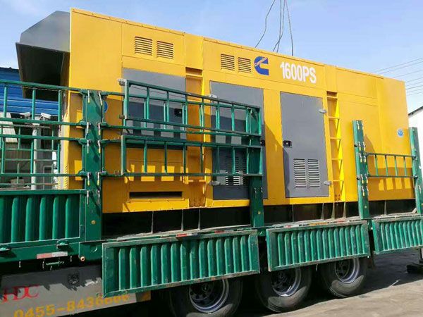 新华测量水冷式机油散热器密封件尺寸时的注意事项有哪些？